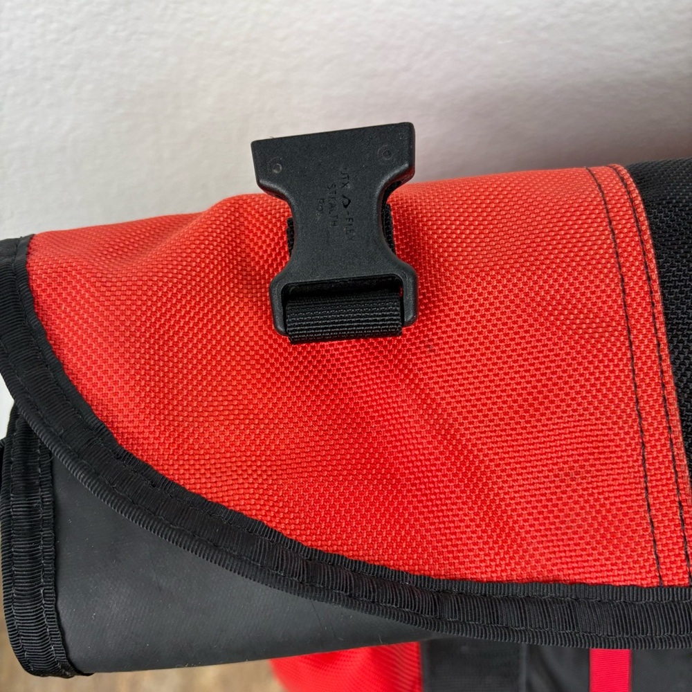 Timbuk2 Red and Black Classic Messenger Bag - Picture 6 of 14